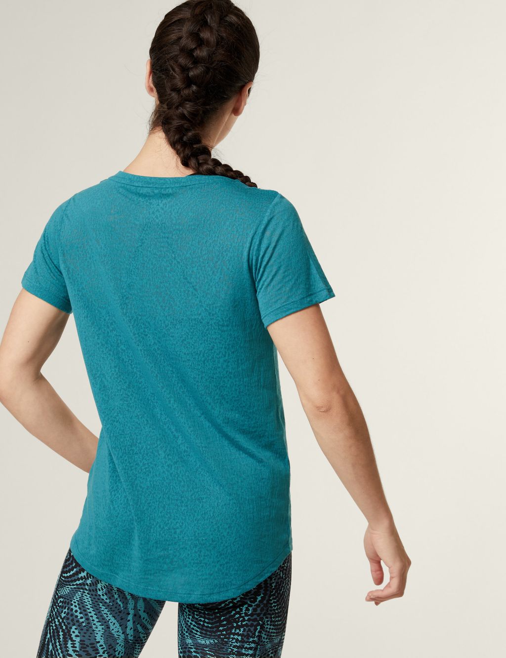 Lightweight Scoop Neck Relaxed T-Shirt image 4