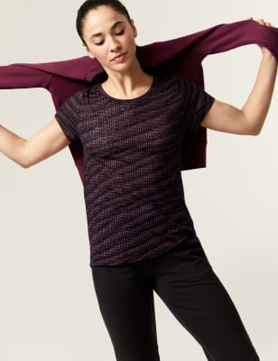 

Womens Goodmove Leichtes T-Shirt mit U-Ausschnitt und Muster - Bright Pink Mix, Bright Pink Mix