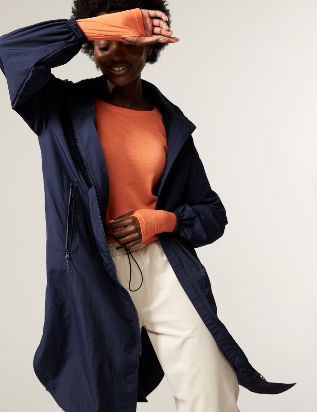 Stormwear™ Lightweight Packable Hooded Longline Parka image 3