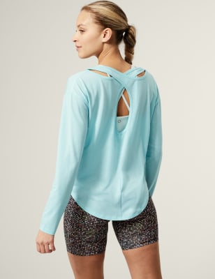 Scoop Neck Cross Back Yoga Top