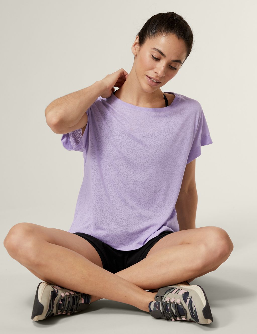 Lightweight Scoop Neck Relaxed T-Shirt image 3