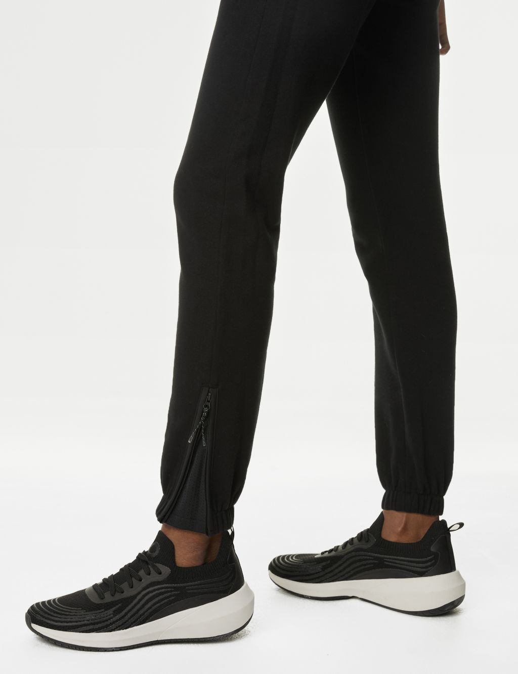 Cotton Rich Mesh Panel Relaxed Joggers image 4