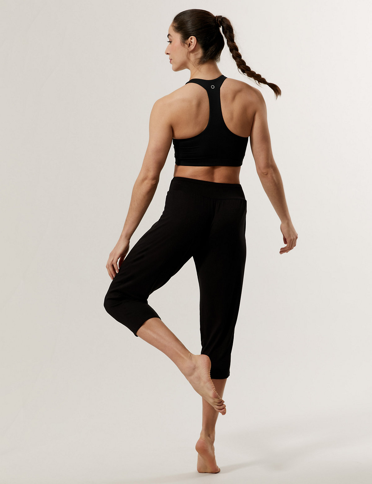 Tapered Cropped Yoga Joggers