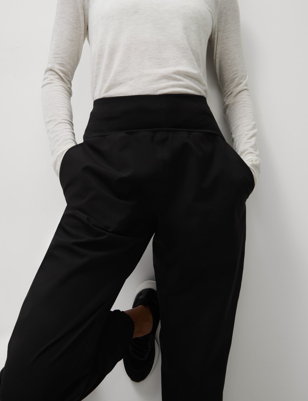 Stormwear™ Ultra Relaxed Walking Trousers image 5
