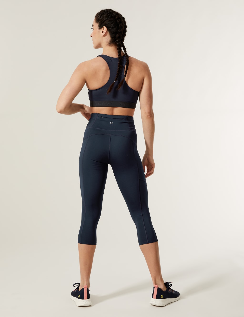 Go Move Cropped Gym Leggings image 4