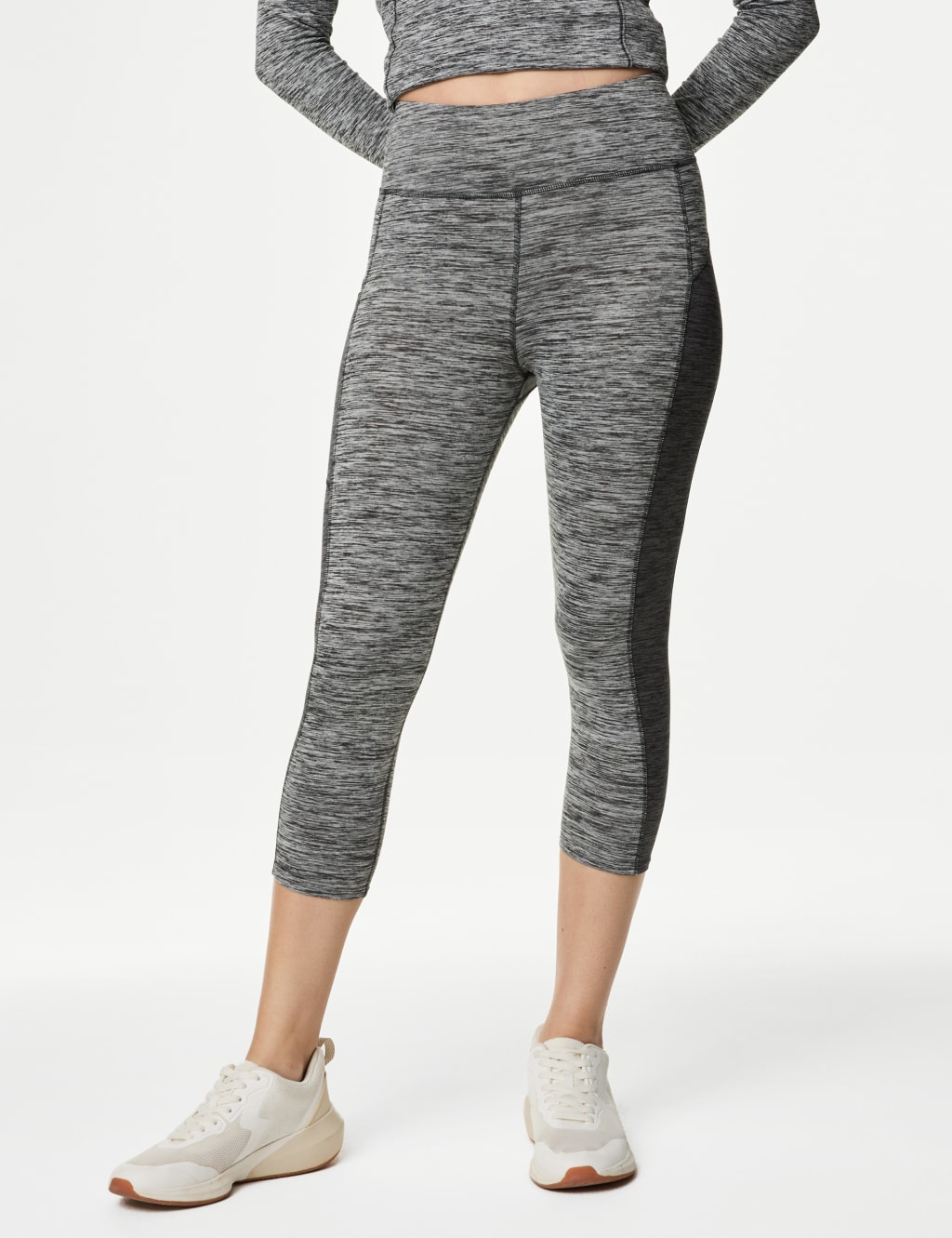 Go Move High Waisted Cropped Gym Leggings image 2