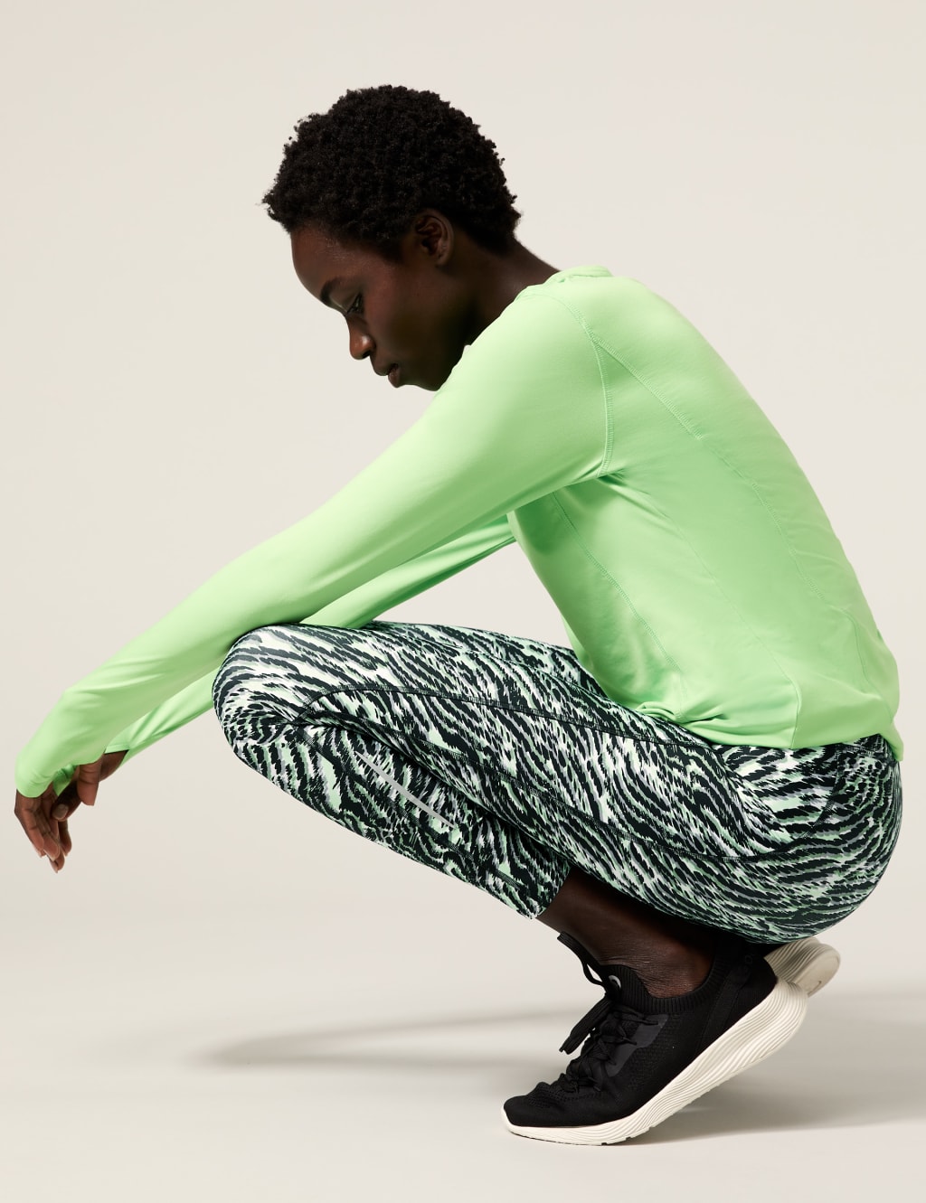 Go Train Printed 7/8 Gym Leggings image 2