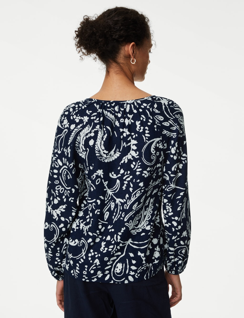 Linen Rich Printed V-Neck Blouse image 4