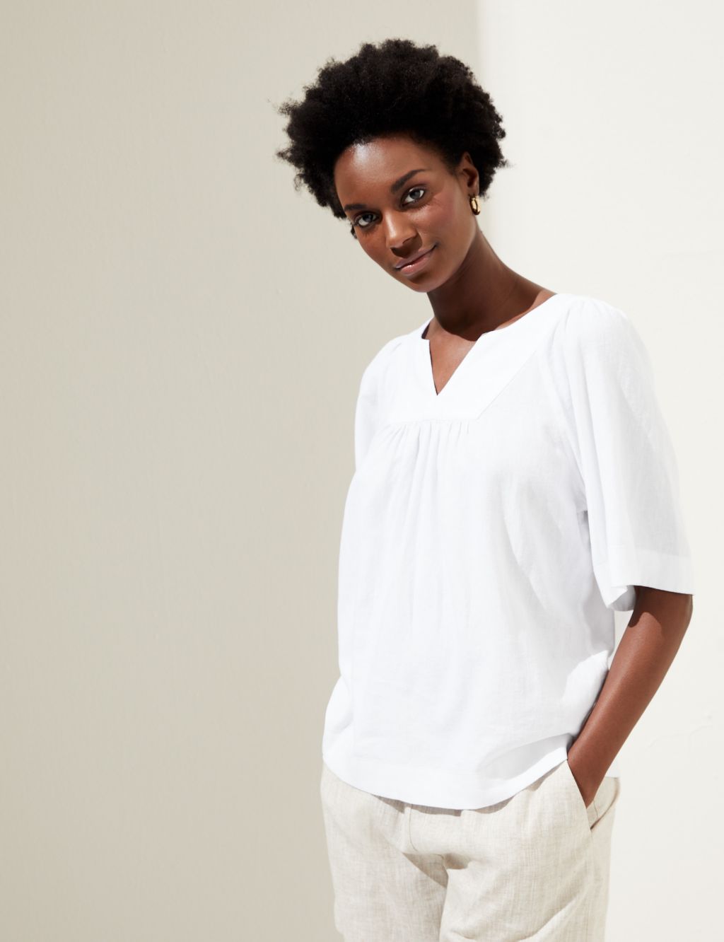 Linen Rich V-Neck Relaxed Blouse image 2