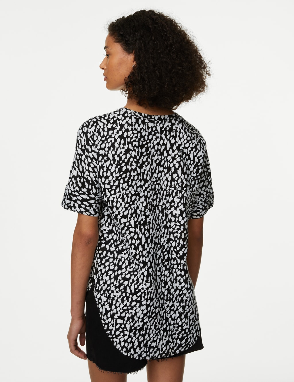 Pure Linen Animal Print Popover Blouse image 4