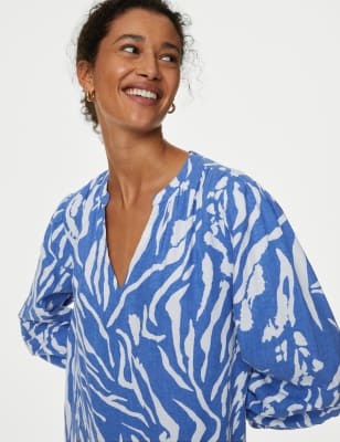 

Womens M&S Collection Gemustertes, bequemes Midikleid mit hohem Leinenanteil und V-Ausschnitt - Light Blue Mix, Light Blue Mix