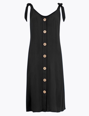 Fond de robe de plage &agrave; boutons