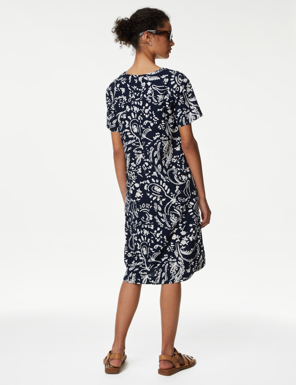Linen Rich Printed V-Neck Midi Shift Dress image 3