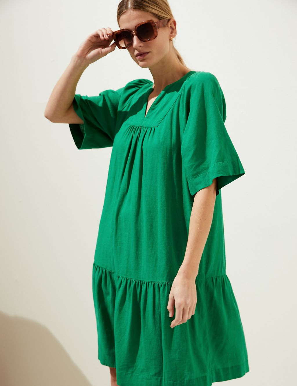 Linen Blend V-Neck Relaxed Dress image 5