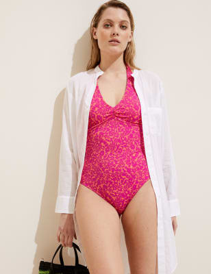 

M&S Collection Bañador acolchado con cuello Halter y estampado animalWomens - Pink Mix, Pink Mix