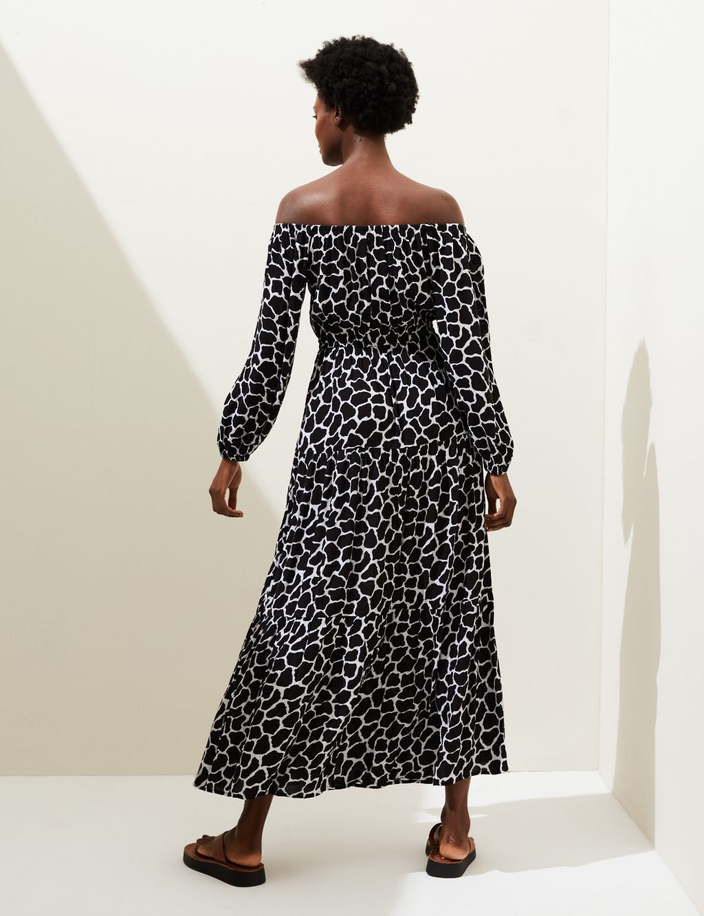 Printed Bardot Midaxi Dress image 4