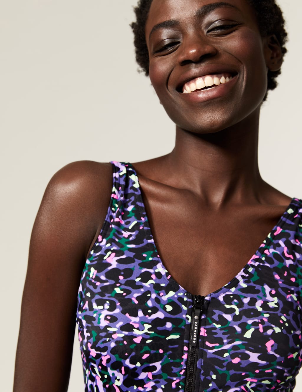 Printed Padded V-Neck Swimsuit image 4