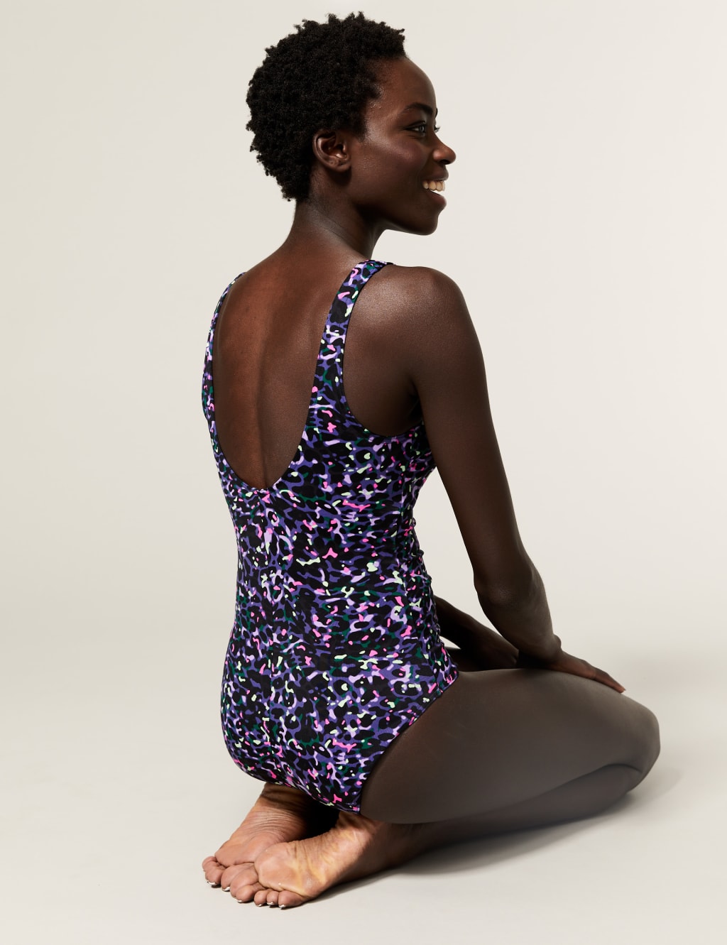 Printed Padded V-Neck Swimsuit image 5