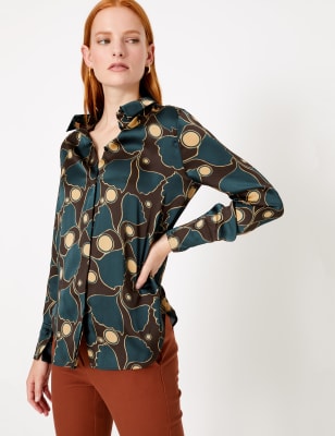 Chemise fleurie en satin