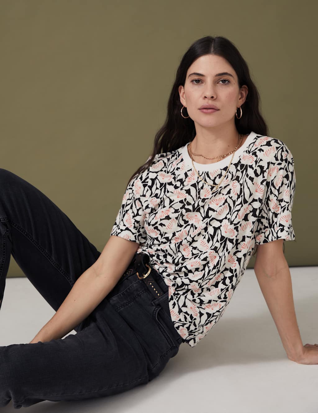Linen Blend Geometric Short Sleeve T-Shirt image 1