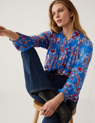 Floral Pintuck Long Sleeve Blouse