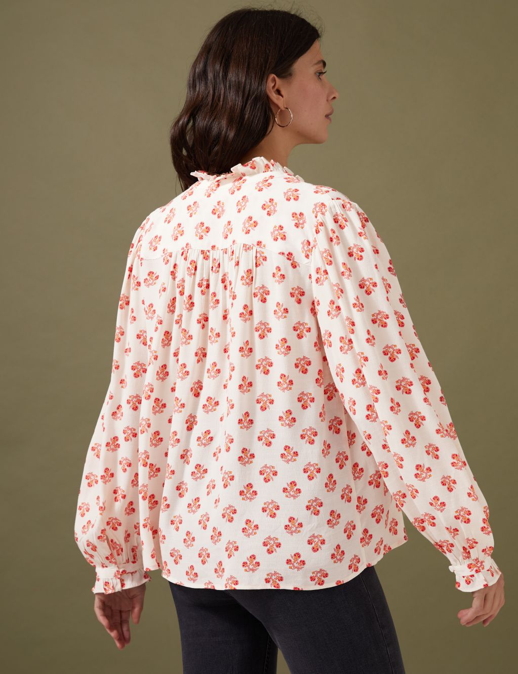 Floral Pintuck Long Sleeve Blouse image 4