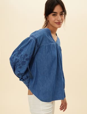 

Womens Per Una Denim Embroidered V-Neck Popover Blouse - Medium Indigo, Medium Indigo