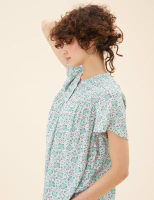 

Womens Per Una Floral Collarless Short Sleeve Blouse - Green Mix, Green Mix