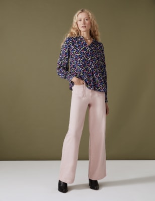 Floral VNeck Long Sleeve Blouse