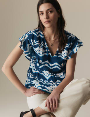 

Womens Per Una Cupro Blend Printed V Neck Blouse - Blue Mix, Blue Mix