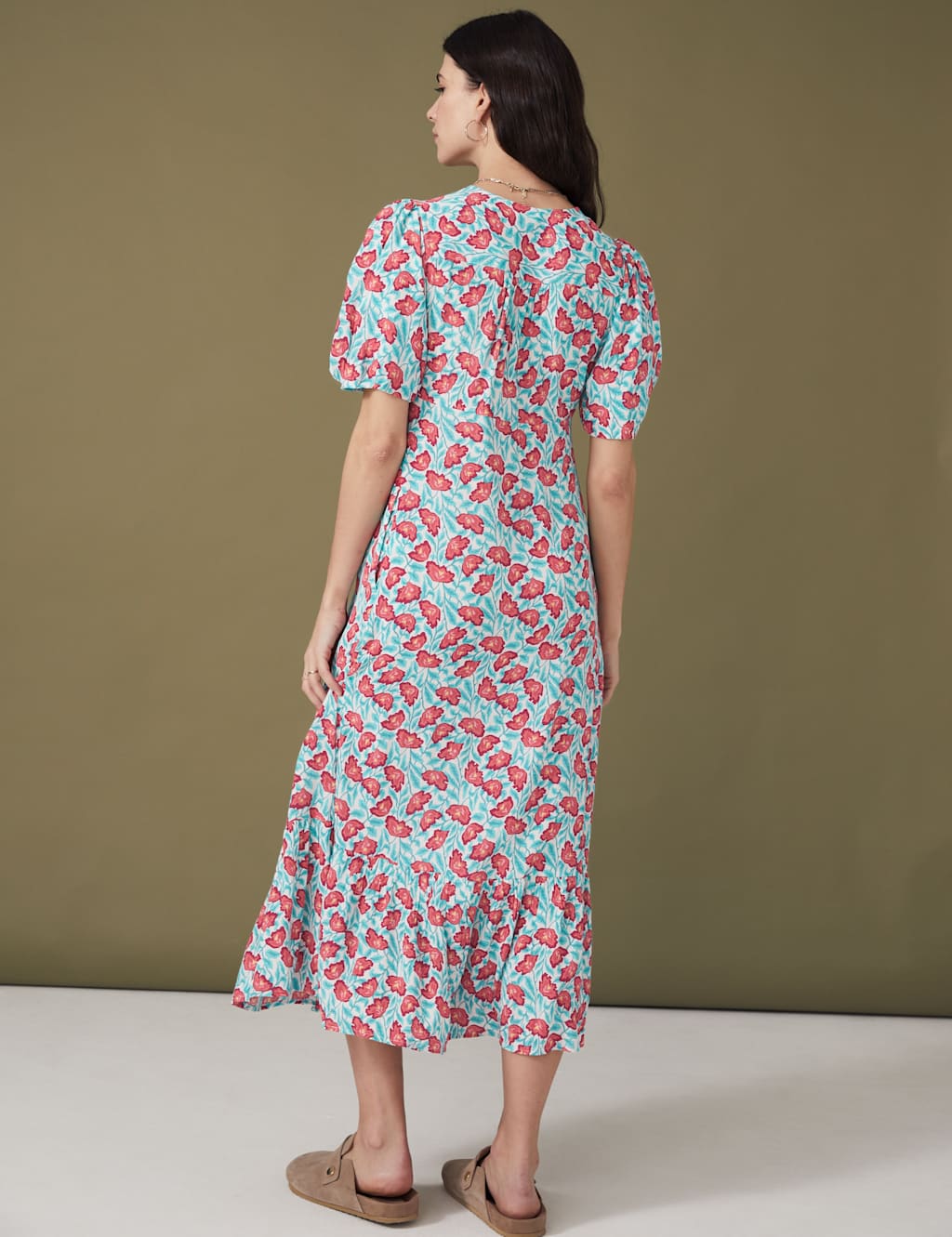 Printed V-Neck Midi Tiered Tea Dress image 5