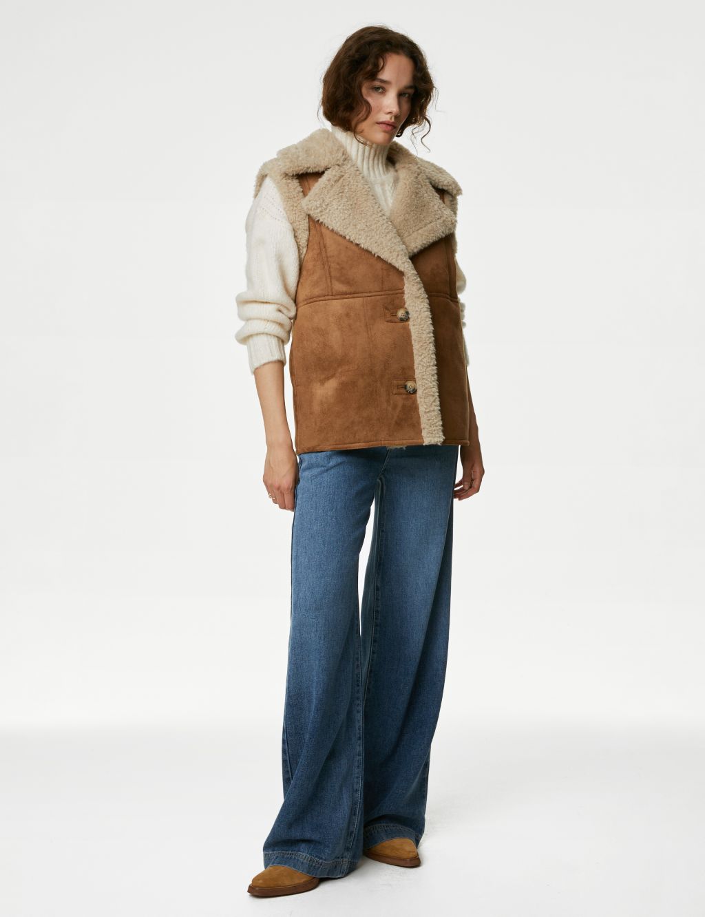 Faux Shearling Collared Gilet image 6