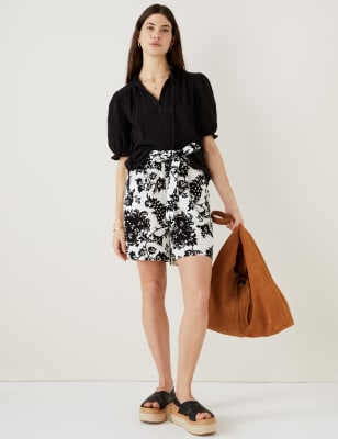 

Womens Per Una Linen Rich Printed High Waisted Shorts - Black Mix, Black Mix