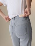 Jeans girlfriend tapered de cintura alta