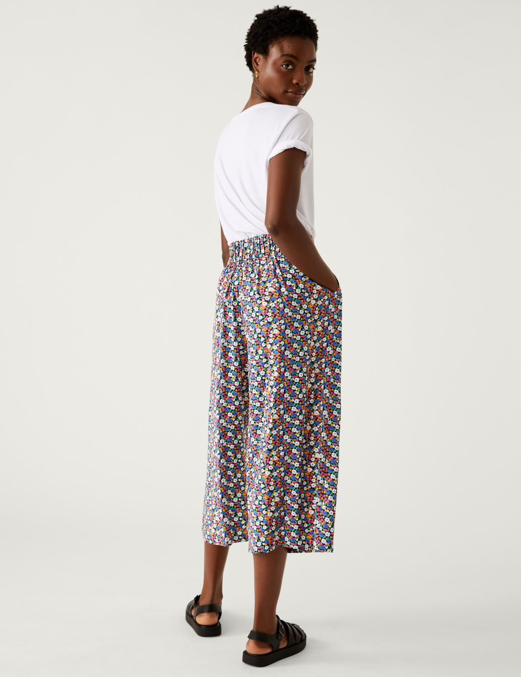 Printed Wide Leg Cropped Trousers image 4
