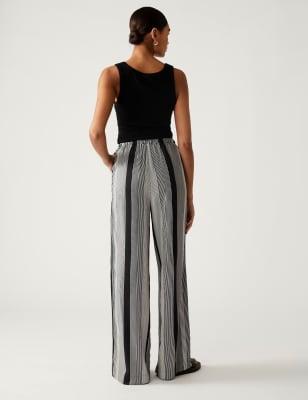 Printed Wide Leg Trousers in Black