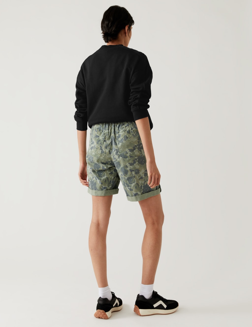 Lyocell Rich Cargo Camo Shorts image 3