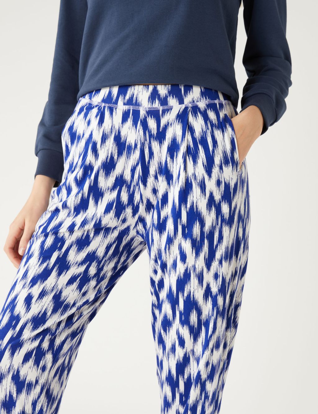 Jersey Printed Tapered Trousers image 4