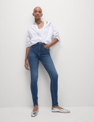 Rechtsaf Aanval Surichinmoi Figuurcorrigerende skinny jeans met hoge taille | M&S NL