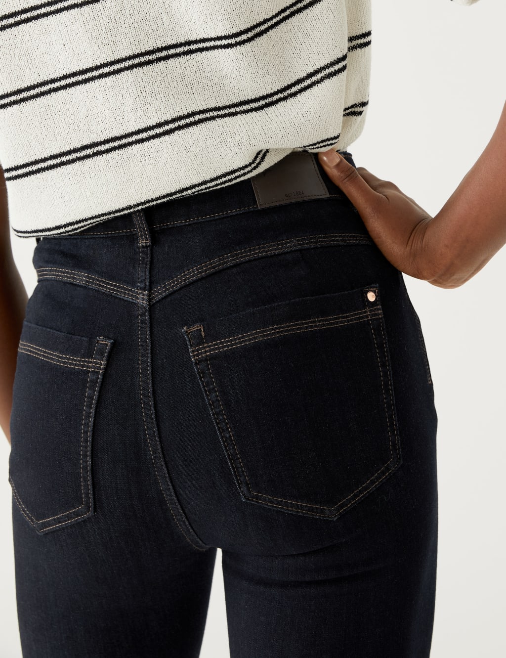 Magic Shaping High Waisted Skinny Jeans image 5