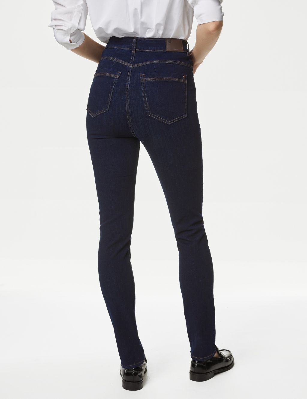 Lily Magic Shaping High Waisted Jeans image 4