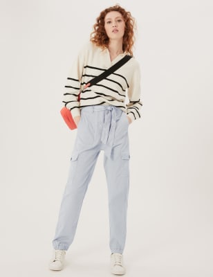 

Womens M&S Collection Schmal zulaufende Cargohose mit hohem Tencel™-Anteil - Platinum, Platinum