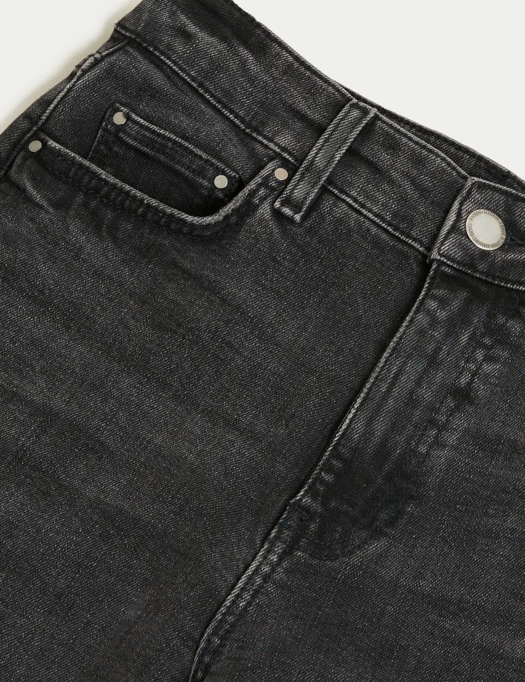 Boyfriend Ankle Grazer Jeans image 5