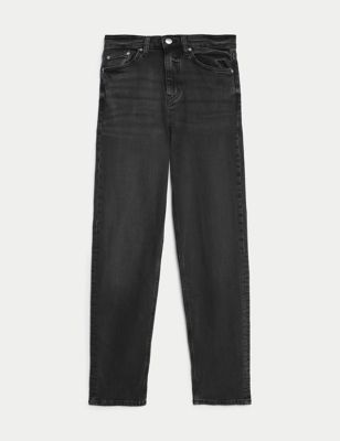 I'm a size 16 and I tried on some jeans from H&M - it was a mixed  experience, here's how they looked on a mid-size girl