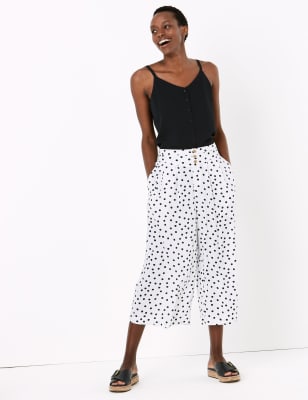 m and s womens cropped trousers