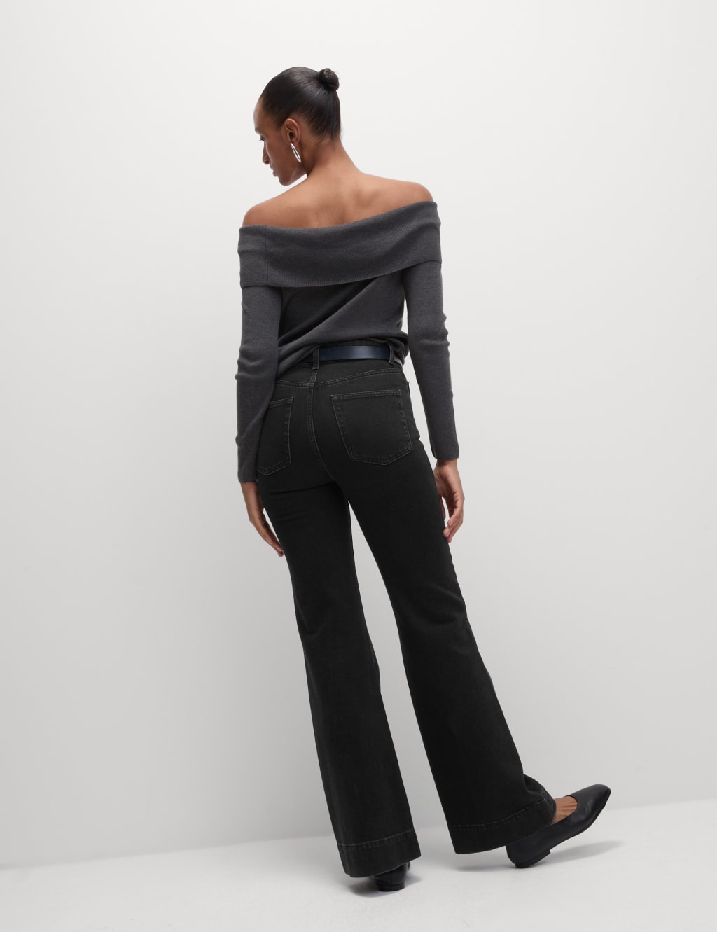 Patch Pocket Flare High Waisted Jeans image 5