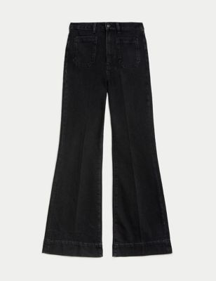 Patch Pocket Flare High Waisted Jeans