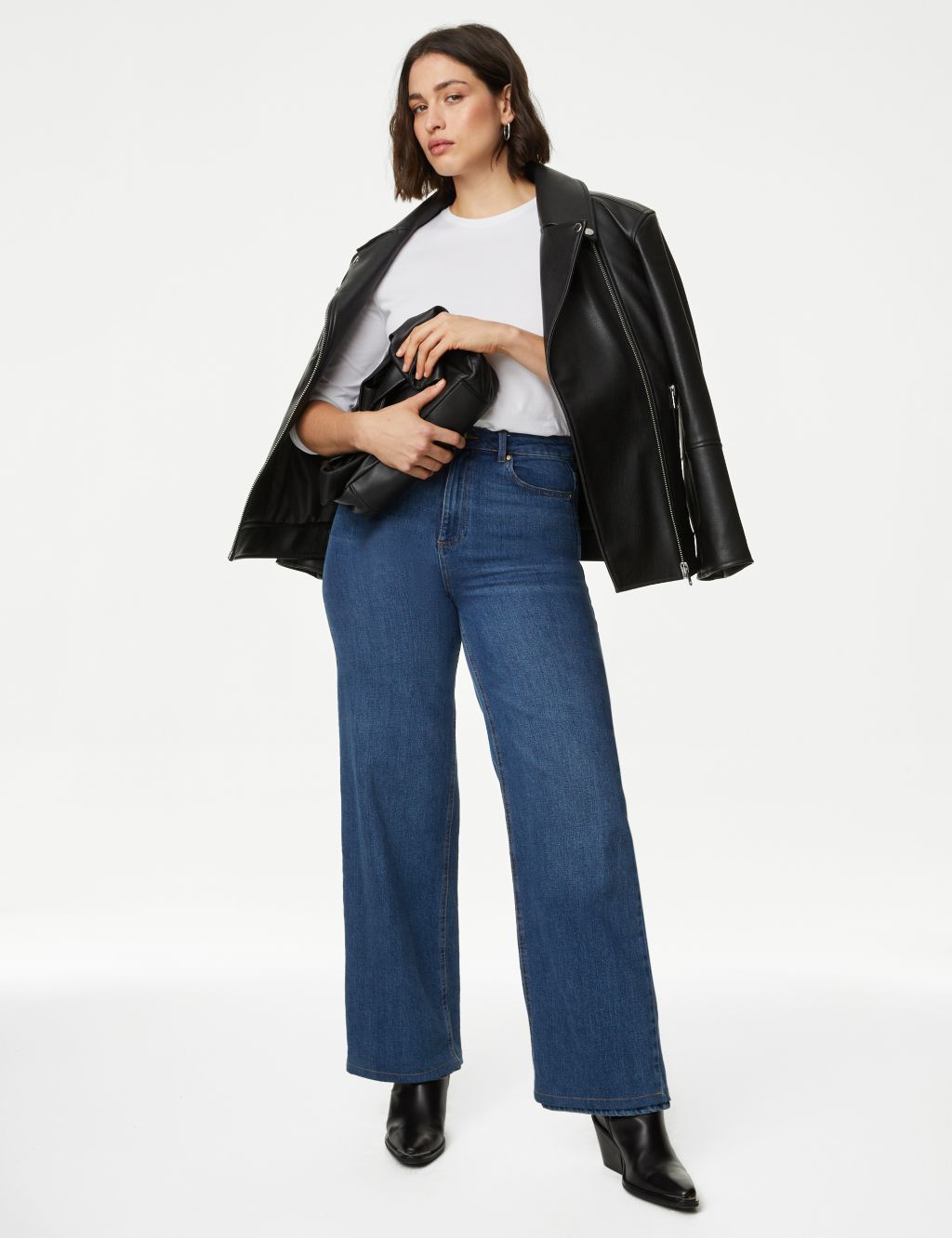 The Wide-Leg Jeans image 2