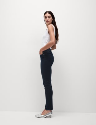 Buy online Women's Plain Slim Fit Jeans from Jeans & jeggings for Women by  La Fem for ₹899 at 47% off