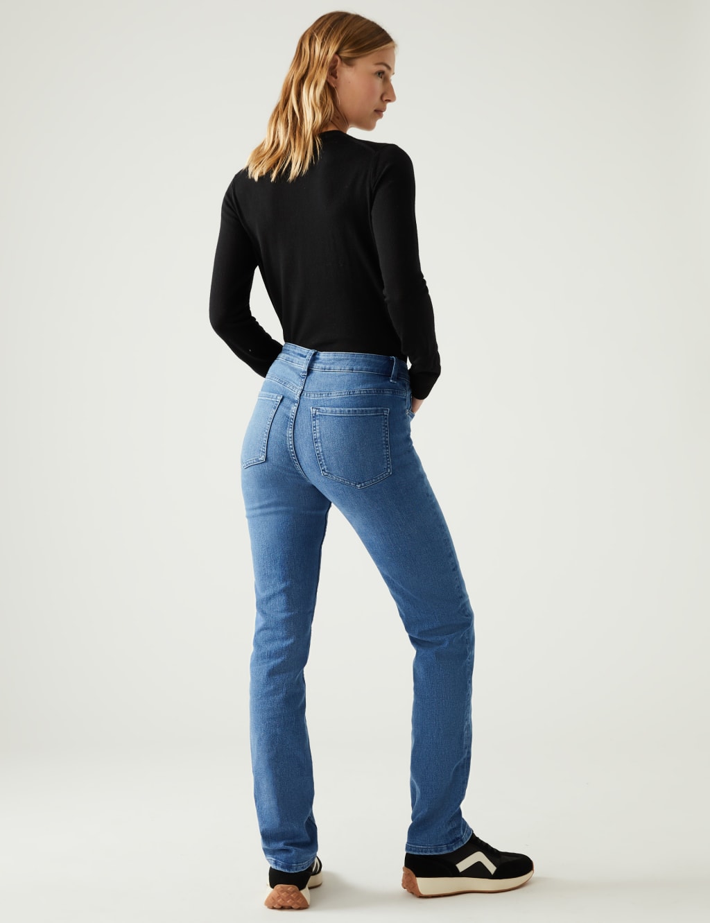 Sienna Straight Leg Jeans with Stretch image 5